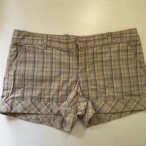Talula plaid cargo shorts, size 6 US
